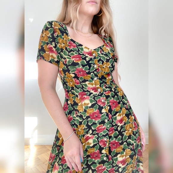 💔SOLD💔 Cute Librarian Vibes Floral Dress 📚 - Picture 5 of 5